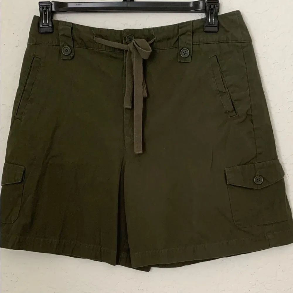 White Stag Olive Green Women's Cargo Style Shorts Drawstring Size 14